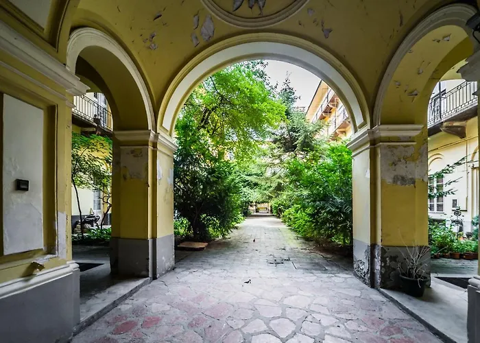 Central Elegance Aircon Apartment Budapest